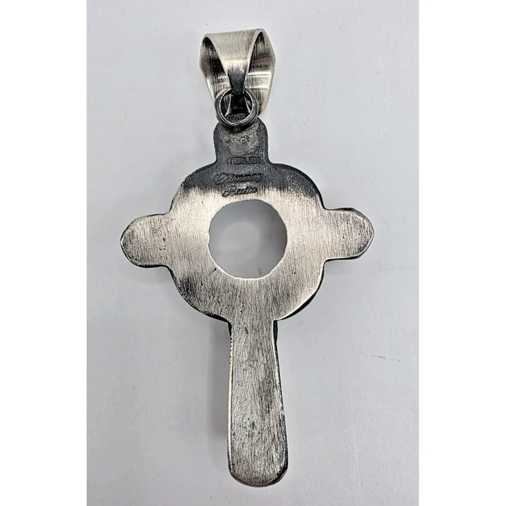 The Unbranded Brand this pendent